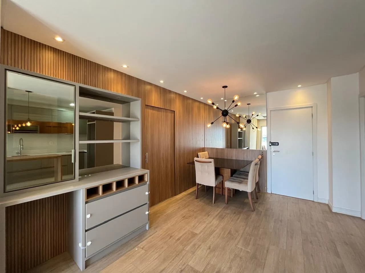 Apartamento para venda com 2 dormitórios em Centro com 101 m² — foto 4