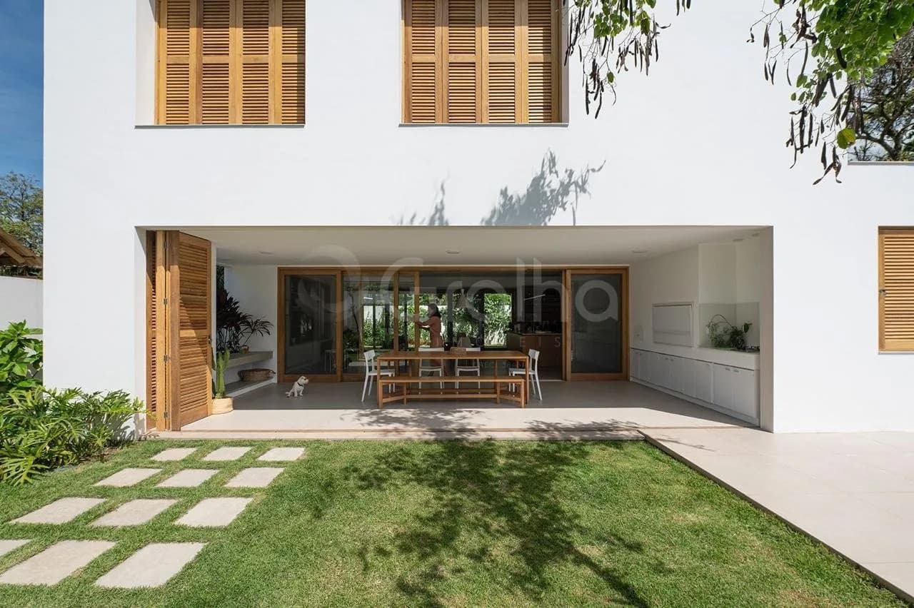 Casa para venda com 4 dormitórios em Campeche com 353 m² — foto 2