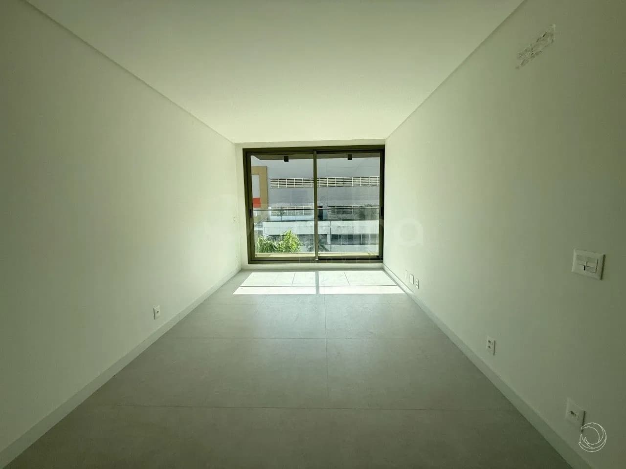 Apartamento para venda com 1 dormitório, em Jurerê Internacional com 55 m² — foto 3