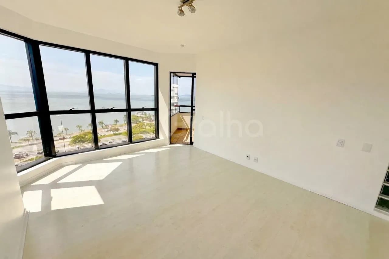 Cobertura para venda com 4 dormitórios em Centro com 365 m² — foto 2