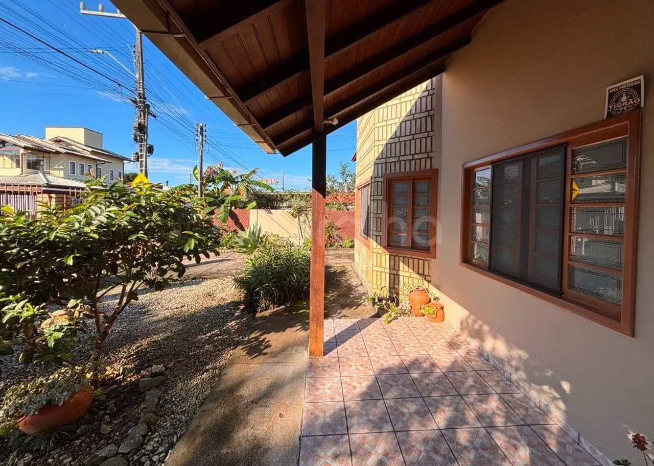 Casa para venda com 4 dormitórios em Campeche com 217 m² — foto 3