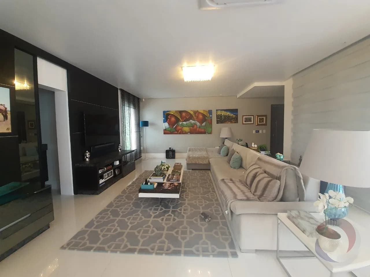 Casa para venda com 4 dormitórios em Lagoa Da Conceição com 493 m² — foto principal