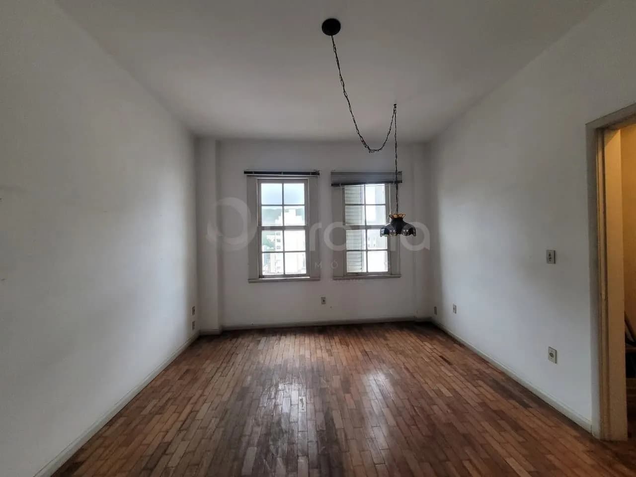 Apartamento para venda com 2 dormitórios em Centro com 64 m² — foto principal