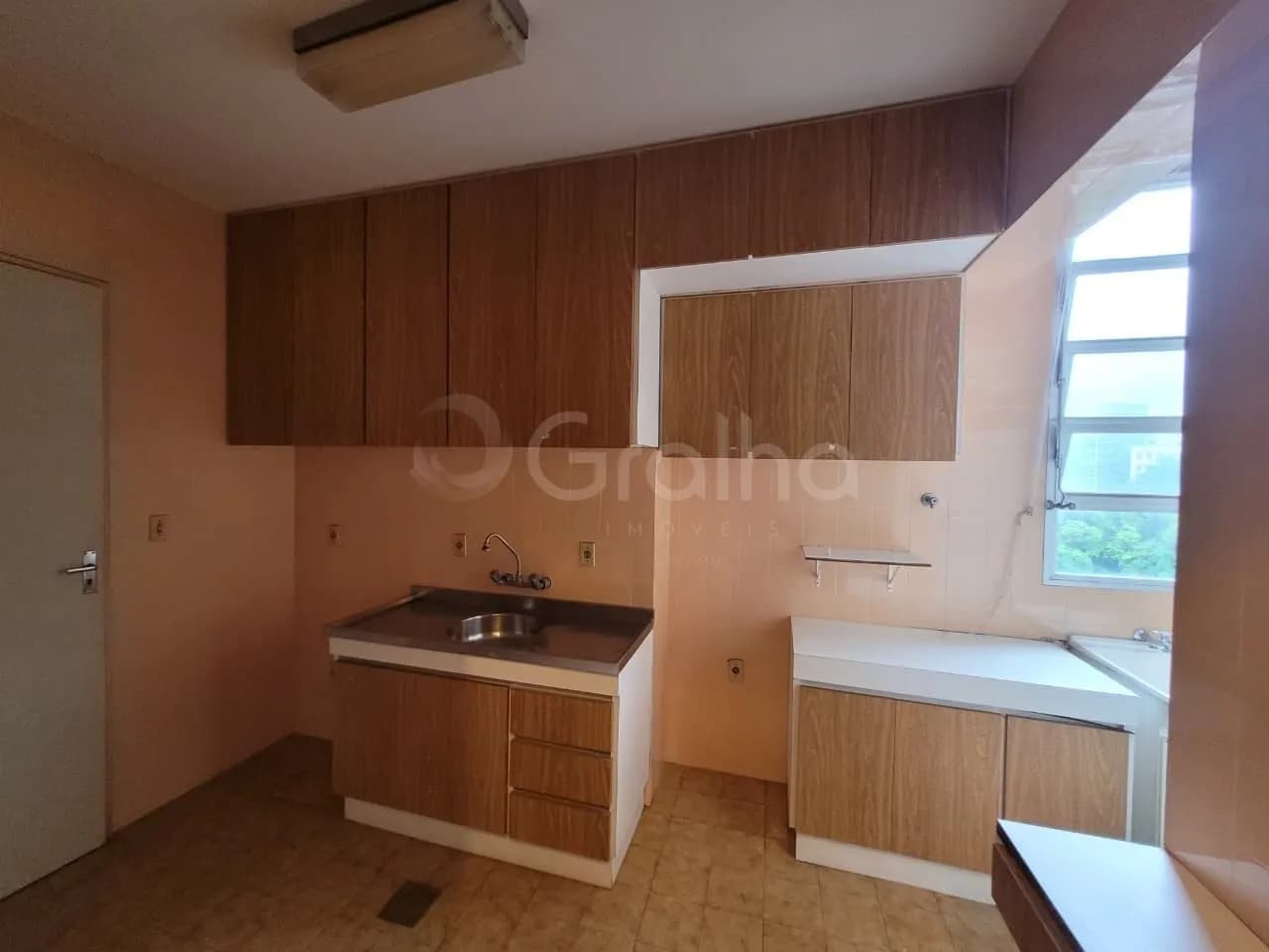 Apartamento para venda com 2 dormitórios em Centro com 64 m² — foto 2