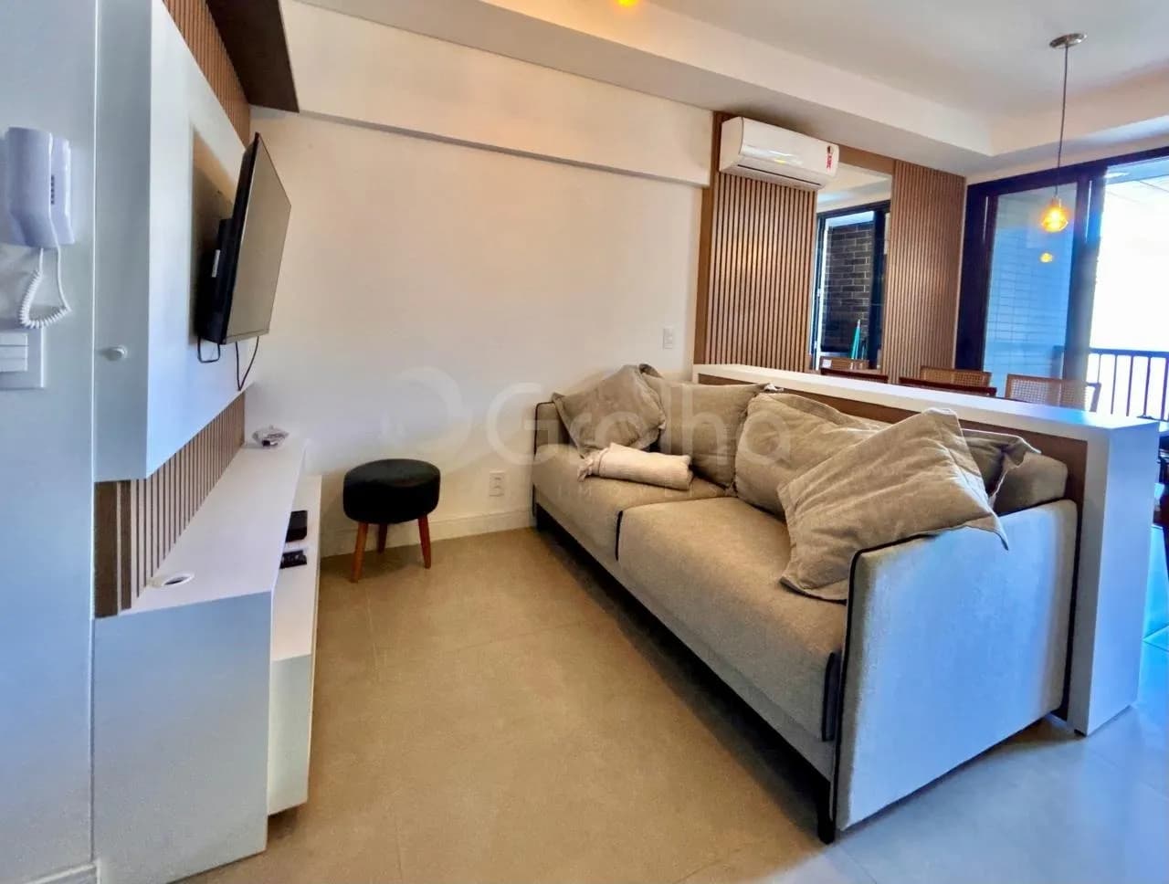 Apartamento duplex para venda com 2 dormitórios em Jurerê com 79 m² — foto principal