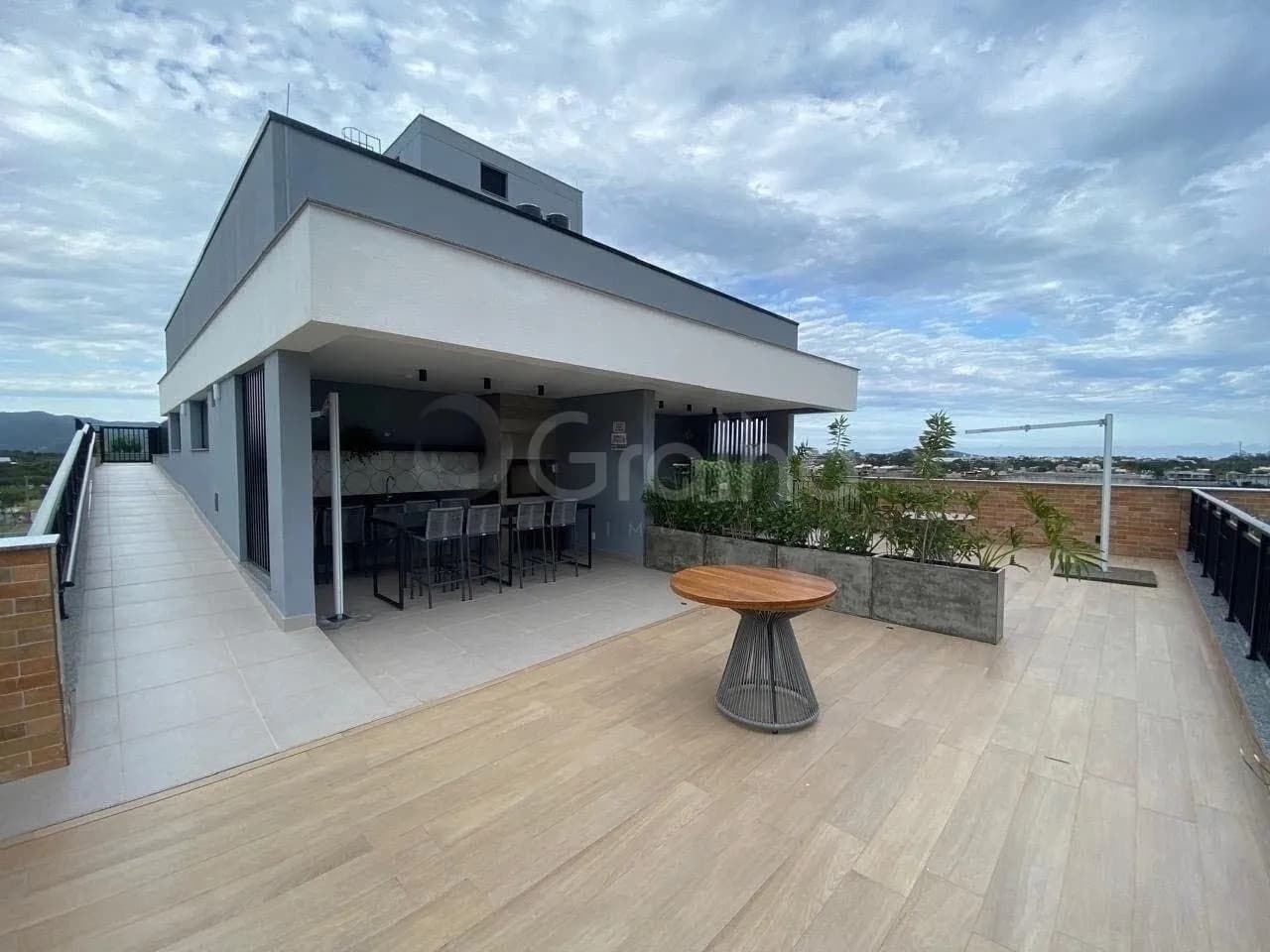 Loft para venda com 1 dormitório, em Ribeirão da Ilha com 44 m² — foto principal