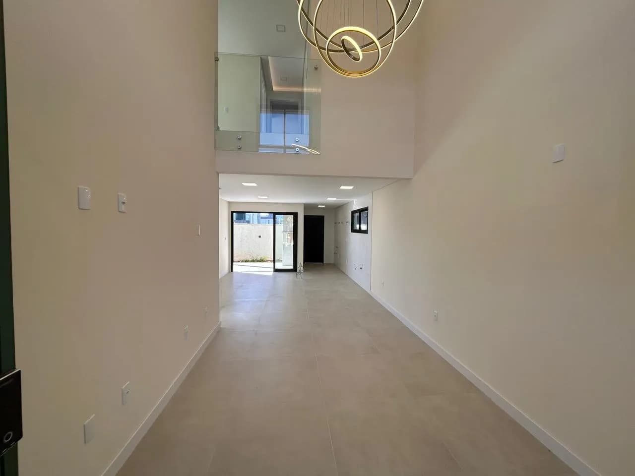Casa para venda com 3 dormitórios em Forquilhas com 164 m² — foto principal