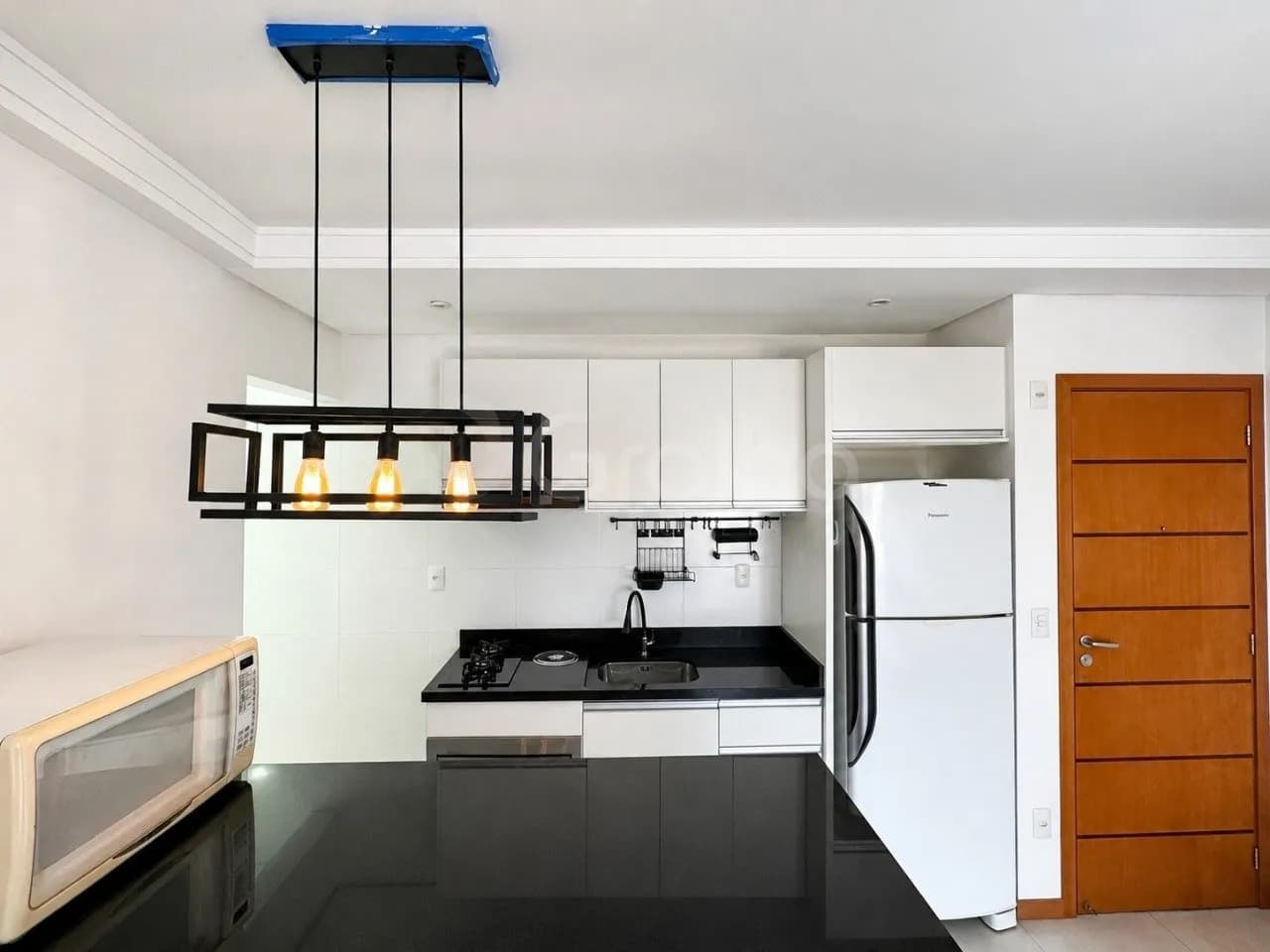 Apartamento para venda com 2 dormitórios em Cachoeira Do Bom Jesus com 66 m² — foto 4