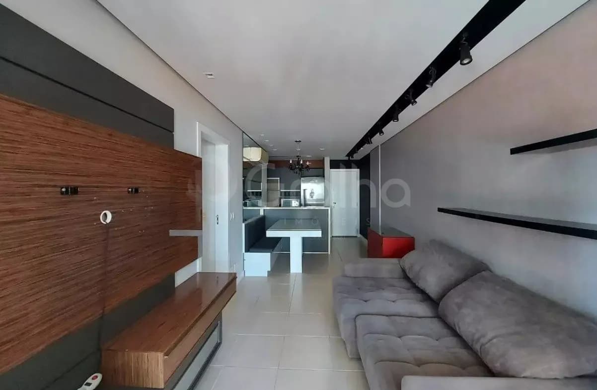 Apartamento para venda com 3 dormitórios em Centro com 77 m² — foto 2