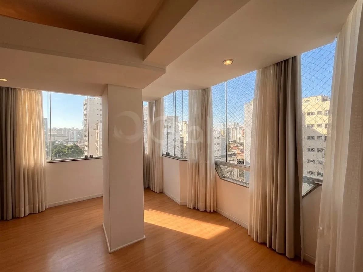 Apartamento para venda com 3 dormitórios em Agronômica com 140 m² — foto 4