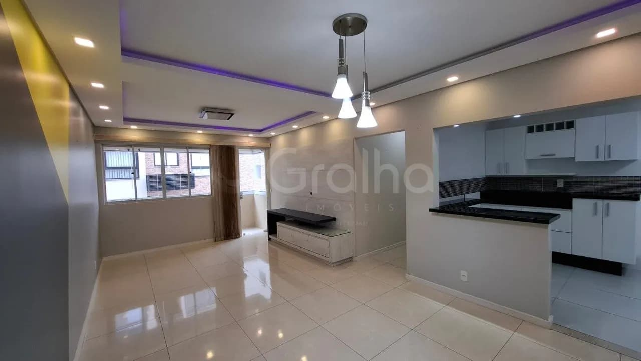 Apartamento para venda com 3 dormitórios em Carvoeira com 91 m² — foto principal