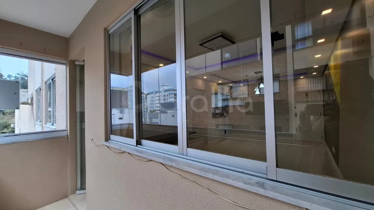Apartamento para venda com 3 dormitórios em Carvoeira com 91 m² — foto 3