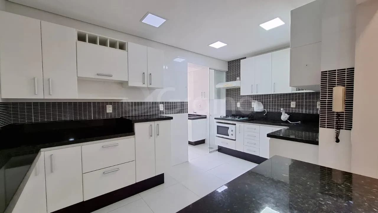 Apartamento para venda com 3 dormitórios em Carvoeira com 91 m² — foto 4