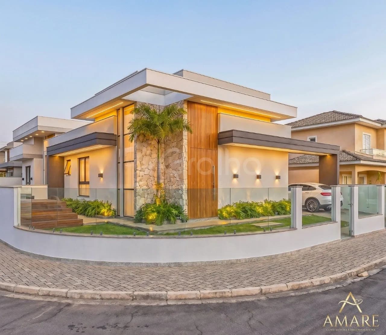 Casa para venda com 2 dormitórios em Forquilhas com 85 m² — foto principal
