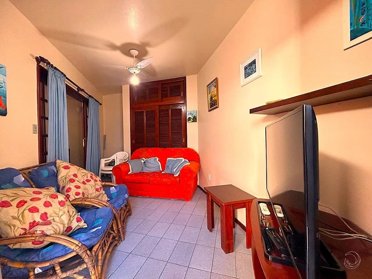 Casa para venda com 3 dormitórios em Ingleses Do Rio Vermelho com 312 m²