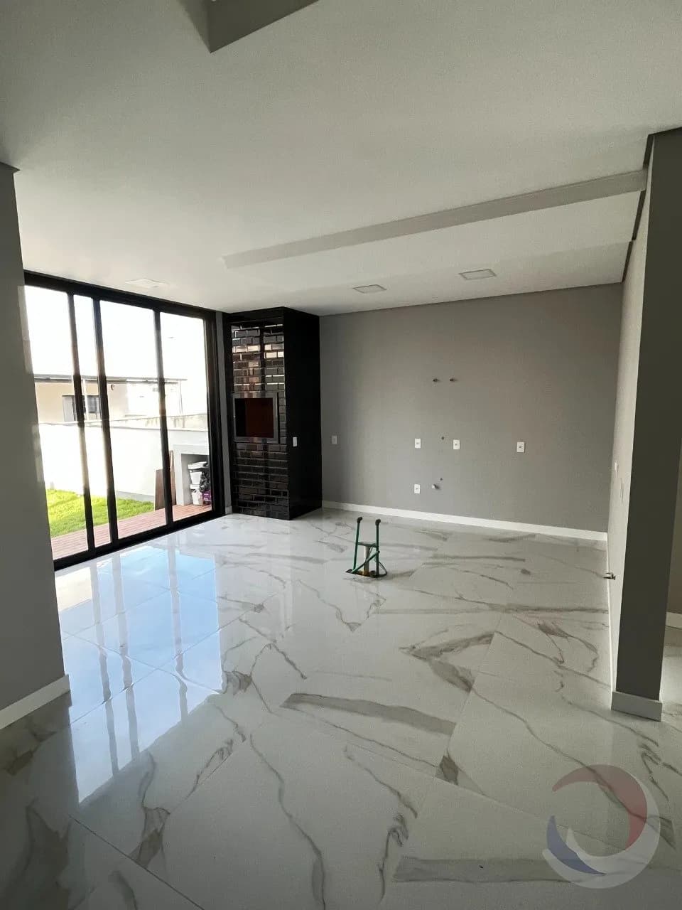 Casa para venda com 3 dormitórios em Beira Rio com 187 m²
