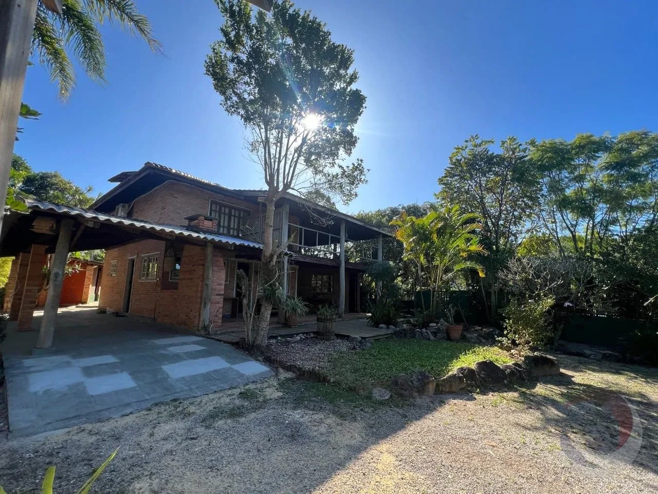 Casa para venda com 2 dormitórios em Lagoa Da Conceição com 100 m²