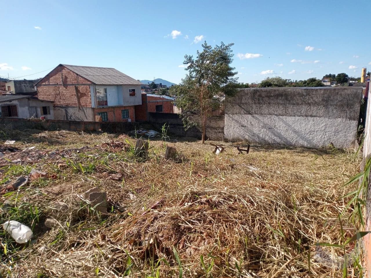Terreno para venda em Serraria com 965 m²