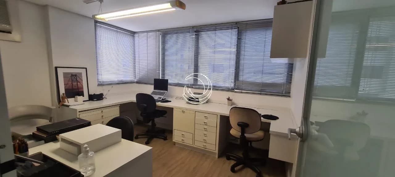 Sala comercial para venda em Centro com 24 m²