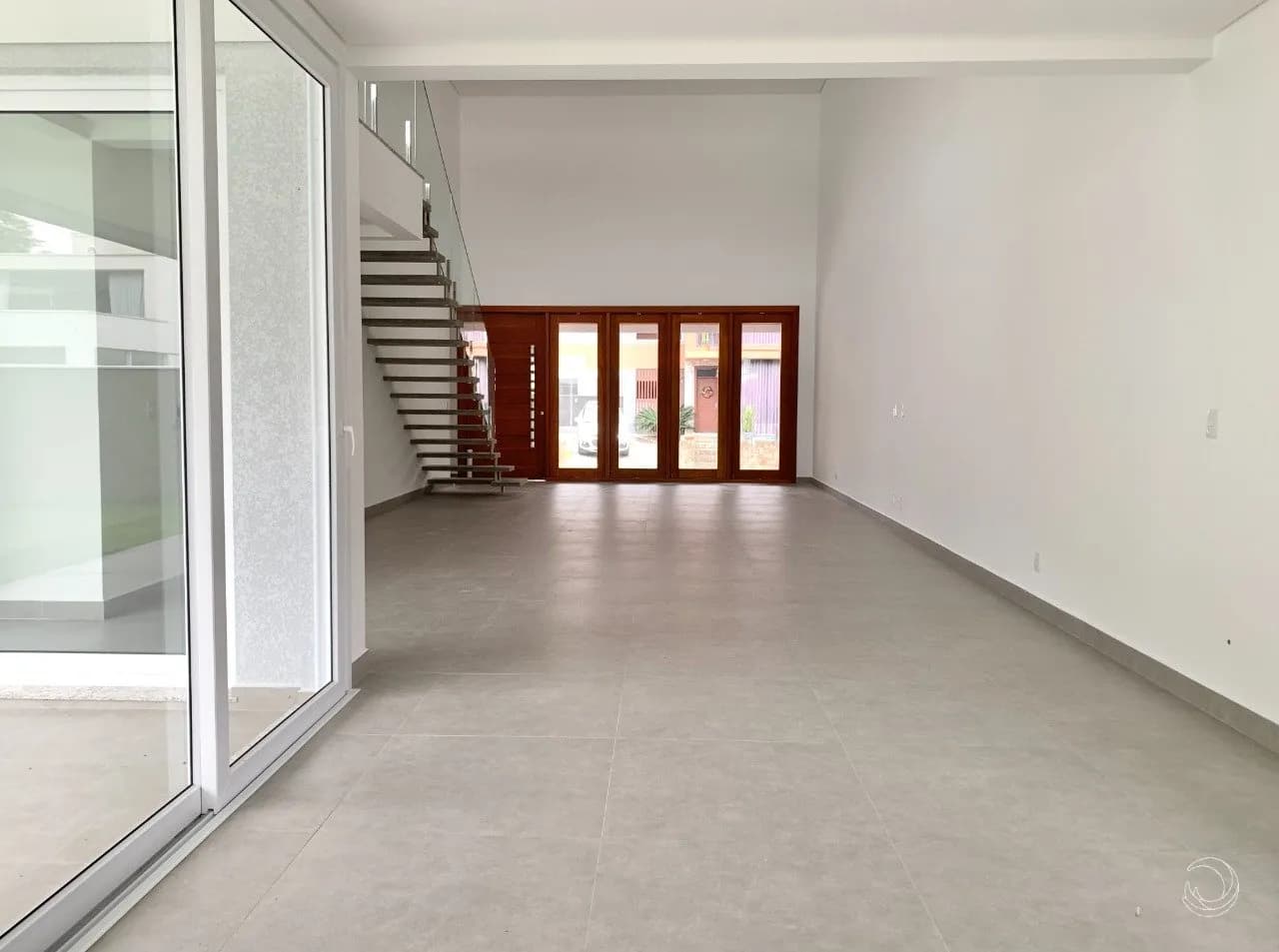Casa para venda com 4 dormitórios em Cachoeira Do Bom Jesus com 220 m²