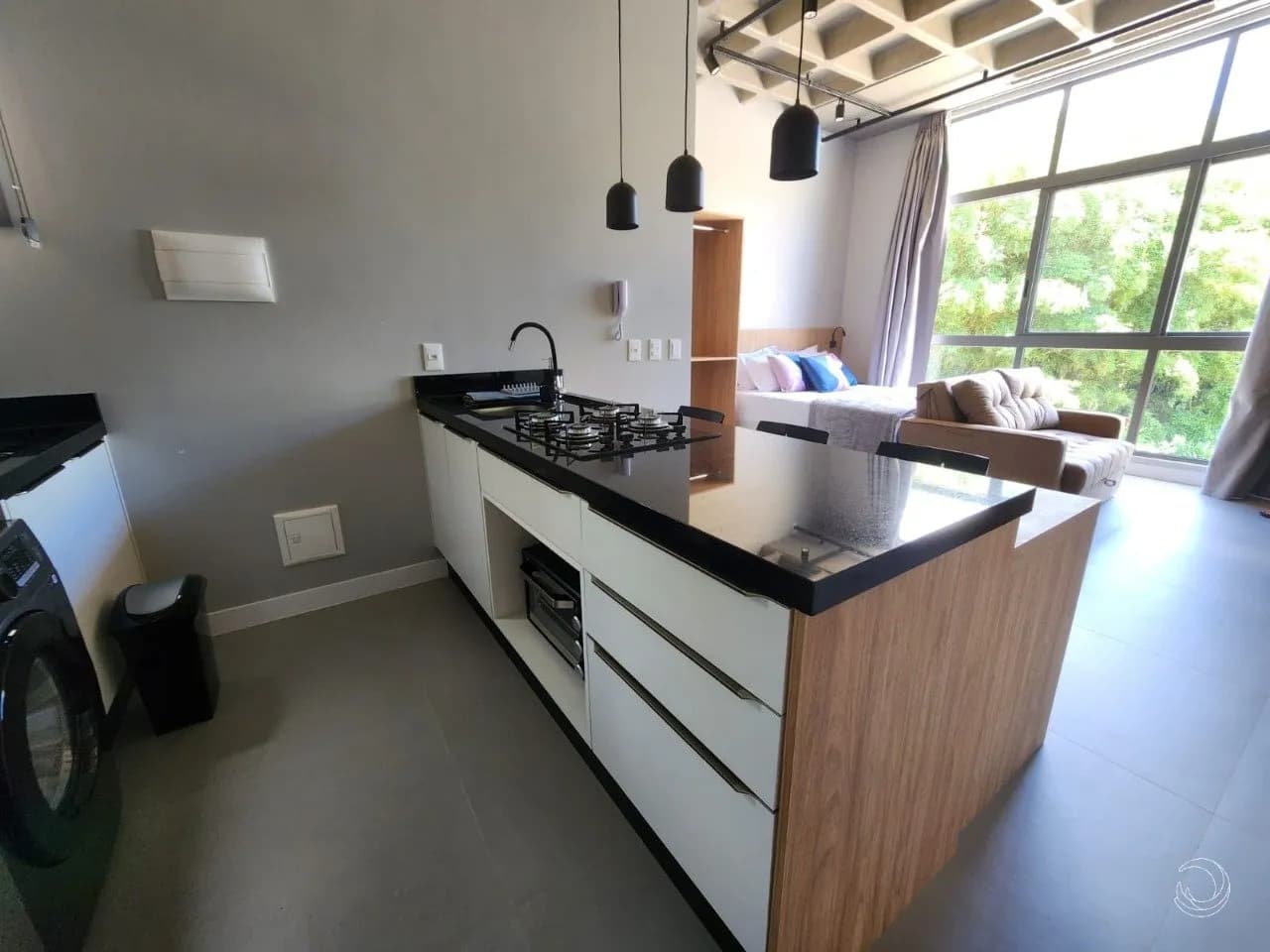 Estúdio para venda com 1 dormitório, em Canasvieiras com 38 m²