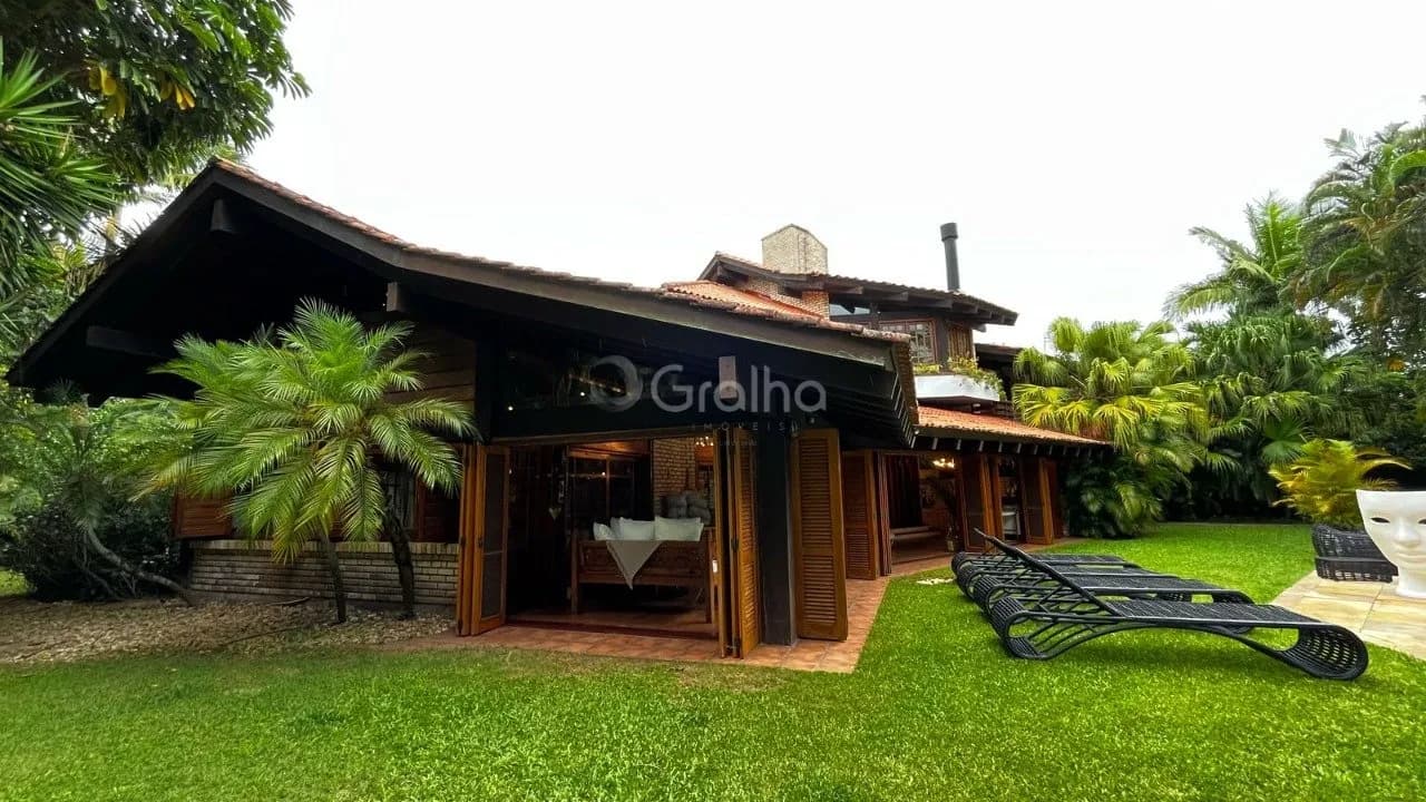 Casa para venda com 5 dormitórios em Jurerê Internacional com 621 m²