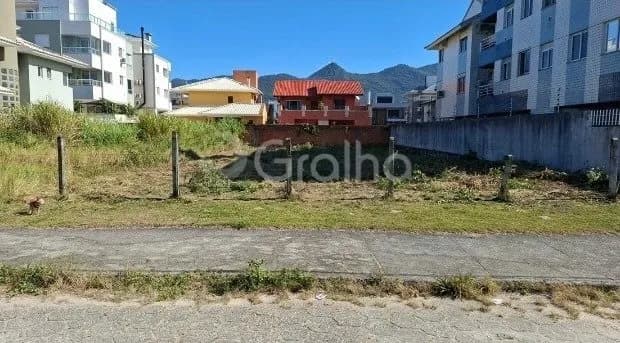 Terreno para venda em Balneário dos Açores com 360 m²