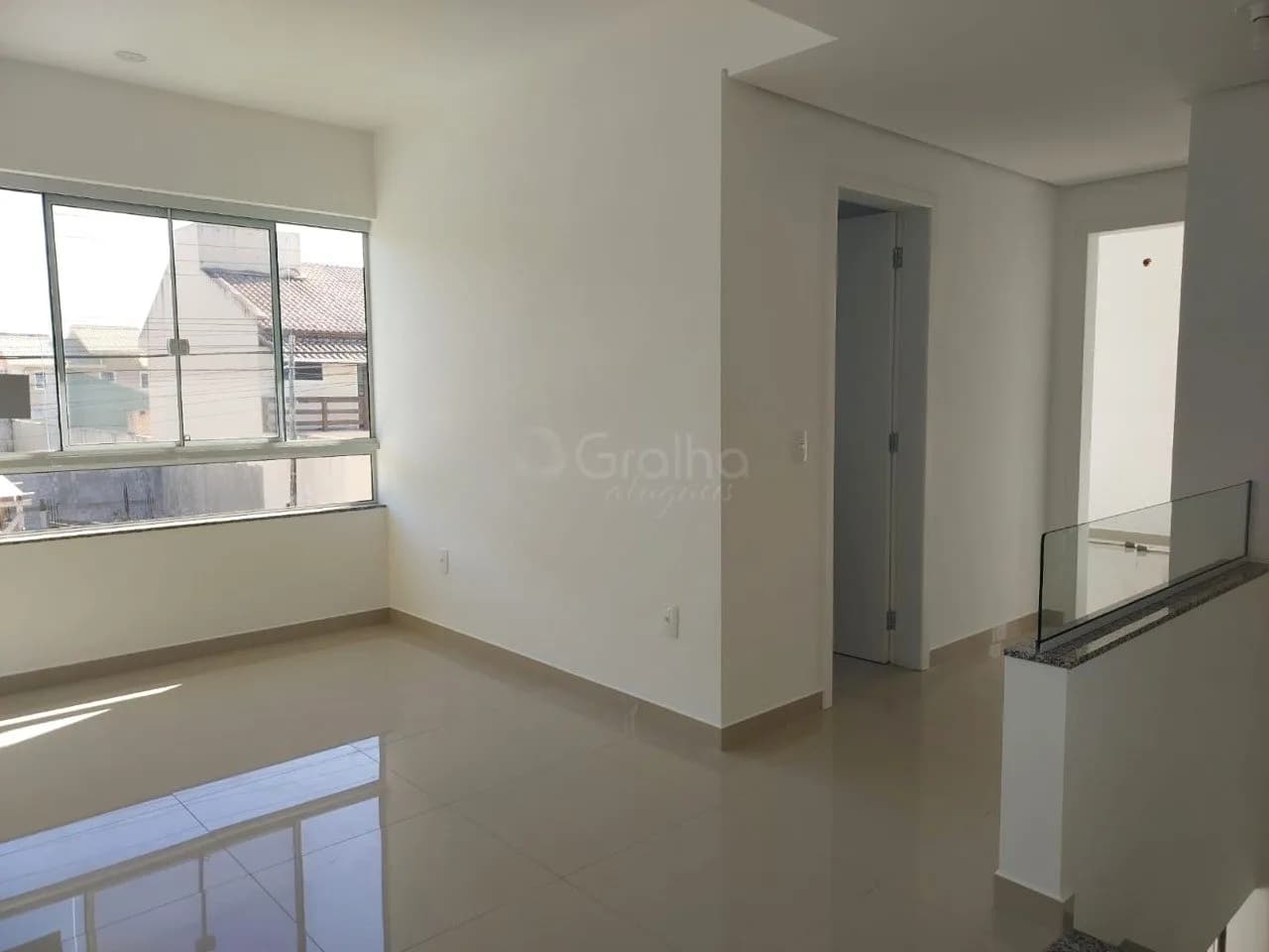 Casa para venda com 3 dormitórios em Carianos com 148 m²