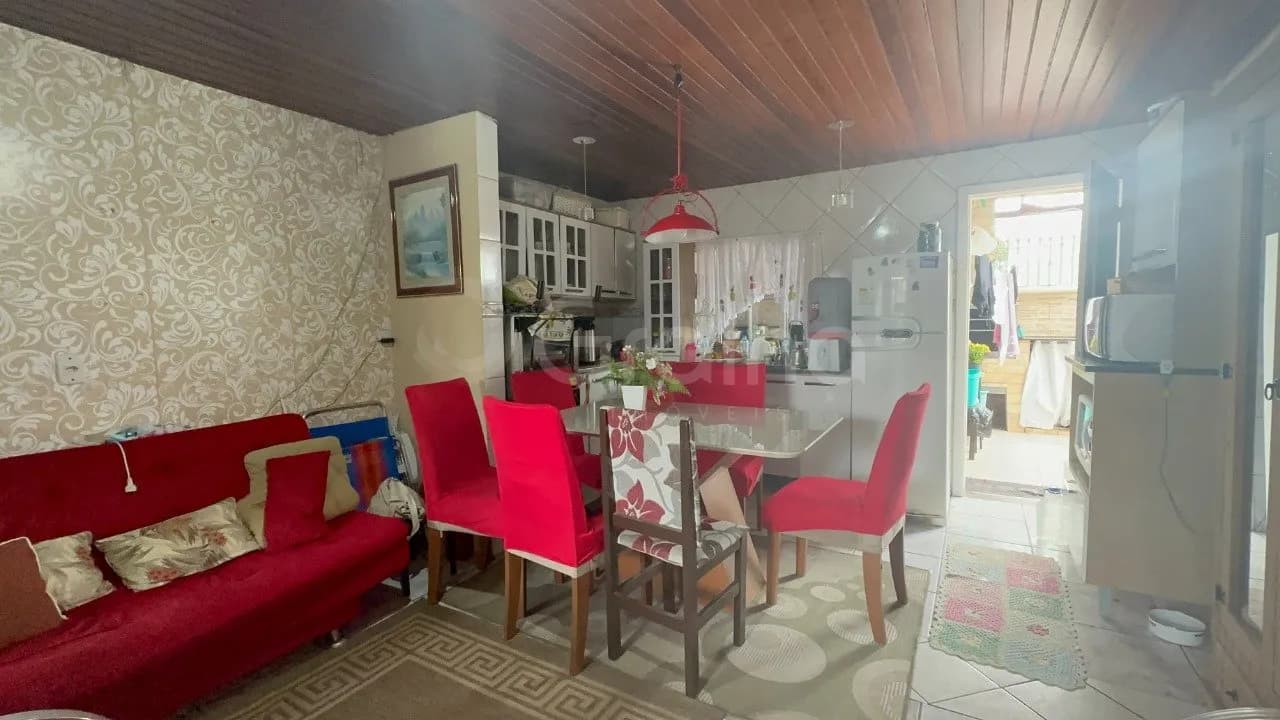 Casa para venda com 6 dormitórios em Tapera com 320 m²