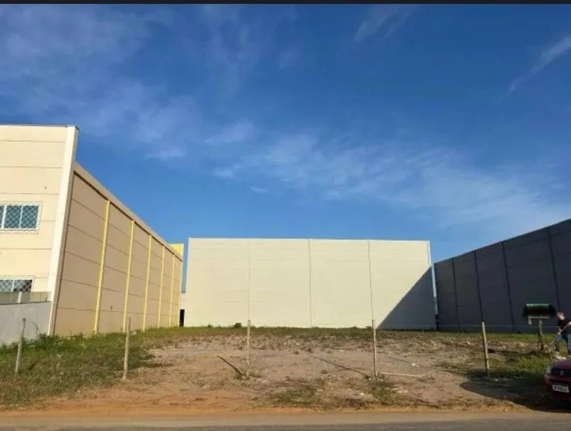 Terreno para venda em Pacheco com 600 m²