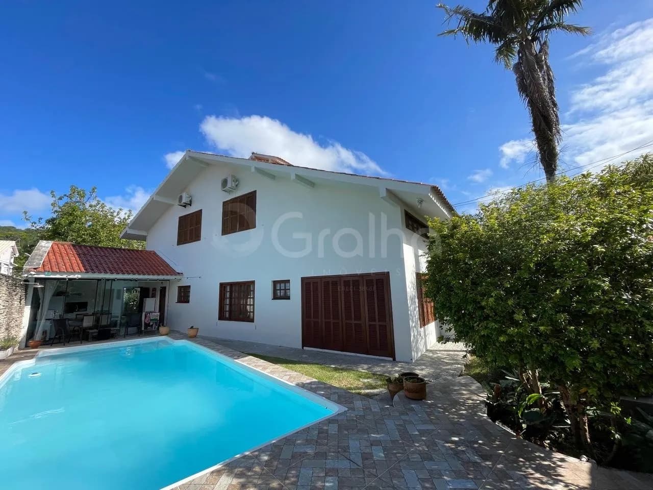 Casa para venda com 3 dormitórios em Côrrego Grande com 400 m²