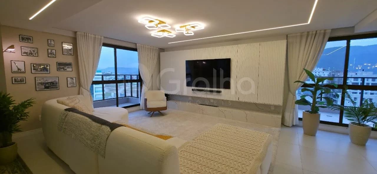Cobertura para venda com 4 dormitórios em Pedra Branca com 347 m²